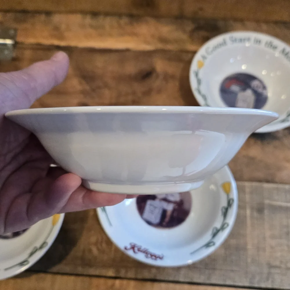 Vtg '96 Kelloggs Cereal Bowls Set Of 4 Collectible Stoneware